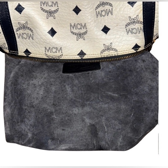 MCM Visetos Papillon white & black adjustable strap crossbody bag Germany  EUC - Picture 12 of 15